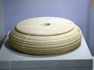 <p>Fig. 5. Torus of the eastern portico of Charkhāb now in the Regional Museum of the Persian Gulf, Būshehr (Photo: Z. Zehbari).</p>
