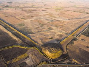 <p>Fig. 1. Aerial view of Dasht Qal’eh. View from the east (photo: J. Nokandeh and H. Omrani Rekavandi)</p>
