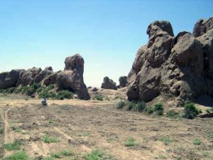 <p>Fig. 1. View of the ruined fort with one of the gates in mud-brick (photo: ICHTO, Township of Firoozeh, Khorasan)</p>
