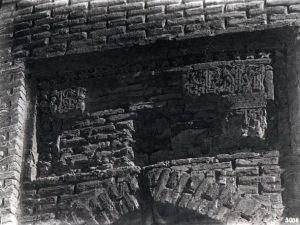 <p>Fig. 3. The Rādkan tower. Herzfeld’s photograph of the inscribed panel in 1925 (Image: Archnet.com, CreativeCommons).</p>
