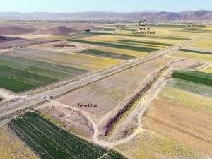 <p>Fig. 1. Aerial view of Tol-e Khāri from the north (photo: A. Sardari)</p>
