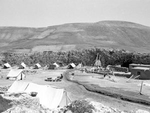 <p>Fig. 4. Restoration of the southeastern gate with the German Archaeological mission’s tents in 1970 (photo: M. Mousavi)</p>
